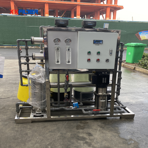3噸單級(jí)反滲透設(shè)備